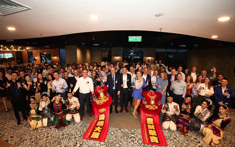 Opening Pattyn Asia office - groups pic